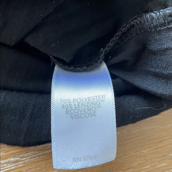 J Jill black tee - Picture 3 of 3